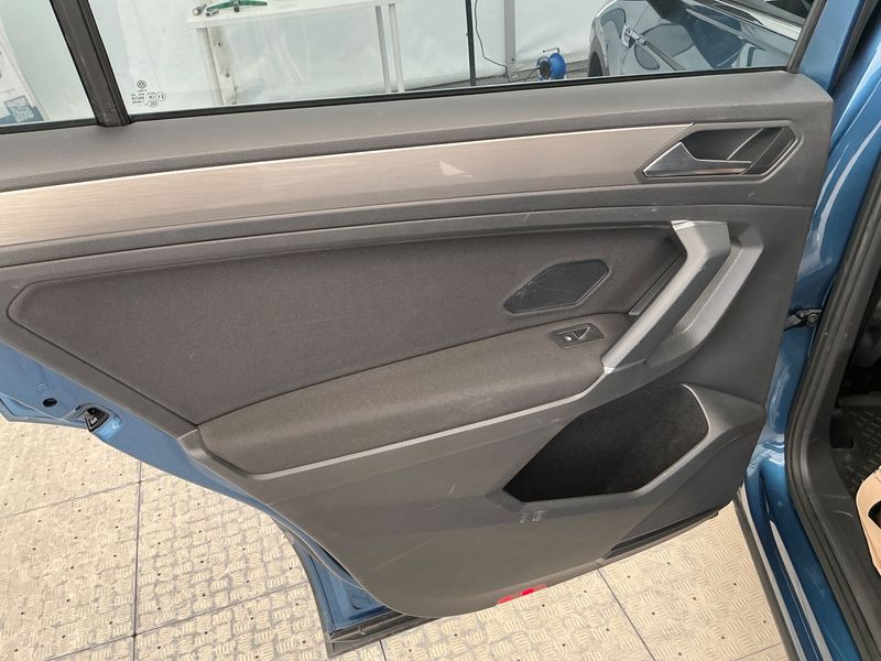 Volkswagen Tiguan Allspace 2.0 TDI Comfortline 4Motion 2018 – снимка 28