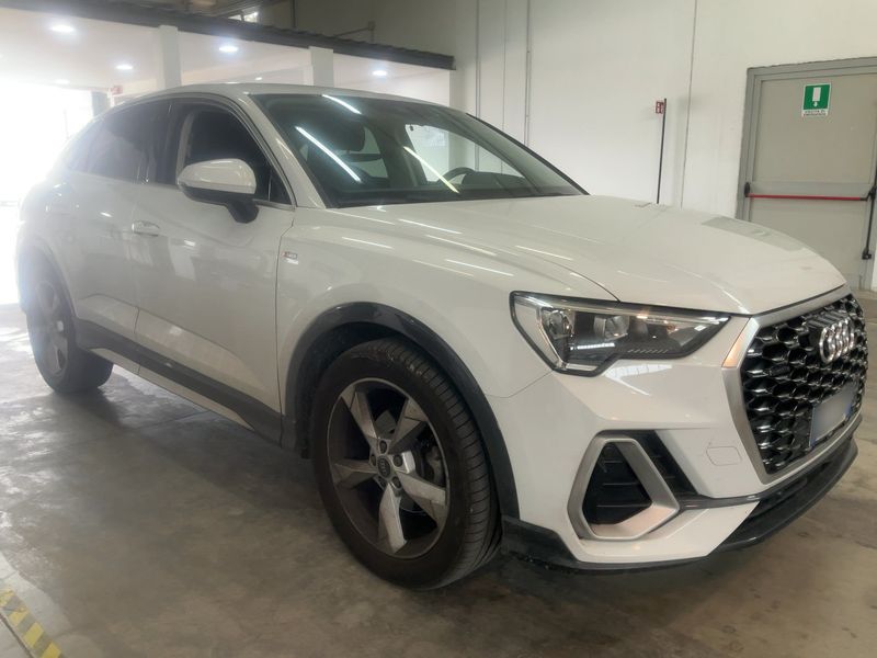 Audi Q3 Sportback 35 TDI quattro S line 2022 – снимка 12