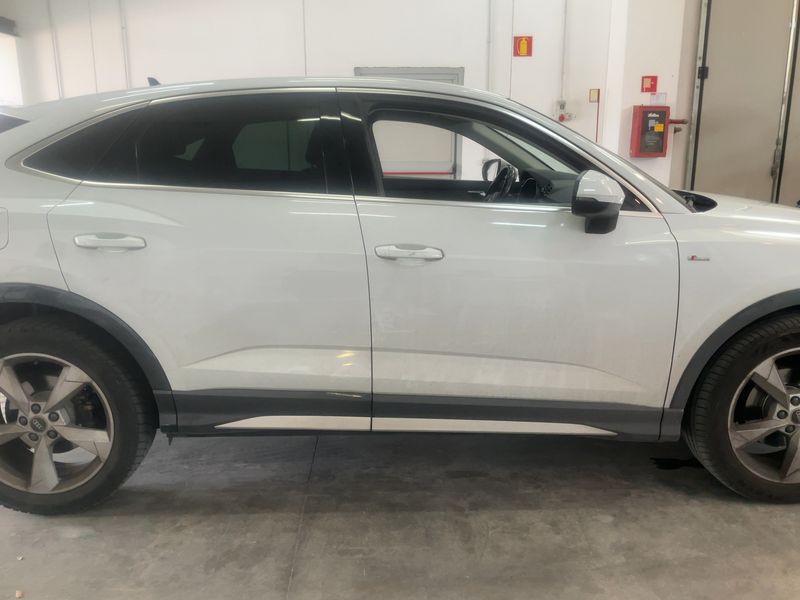 Audi Q3 Sportback 35 TDI quattro S line 2022 – снимка 10