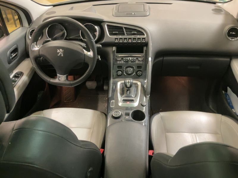 Peugeot 3008 2.0 HDi Hybrid4 2013 – снимка 17