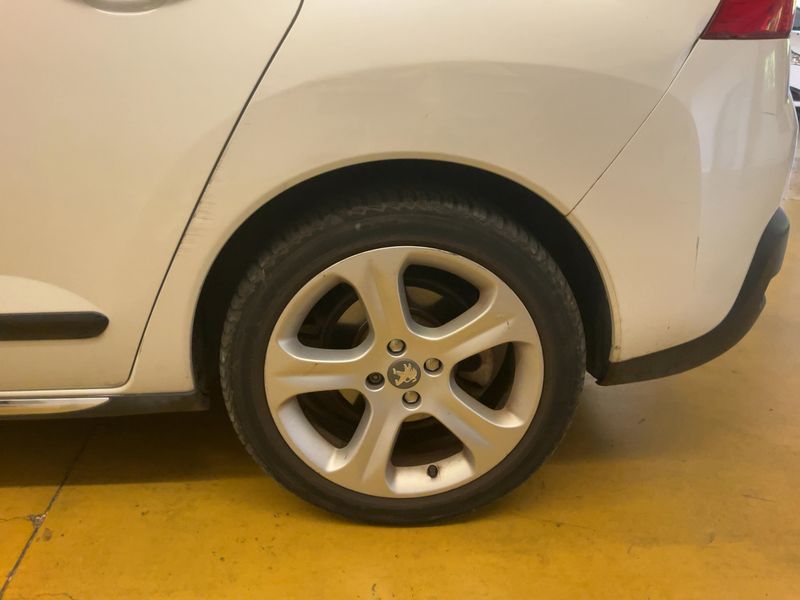 Peugeot 3008 2.0 HDi Hybrid4 2013 – снимка 5