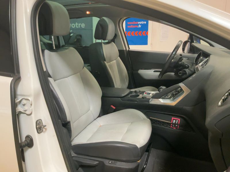 Peugeot 3008 2.0 HDi Hybrid4 2013 – снимка 16