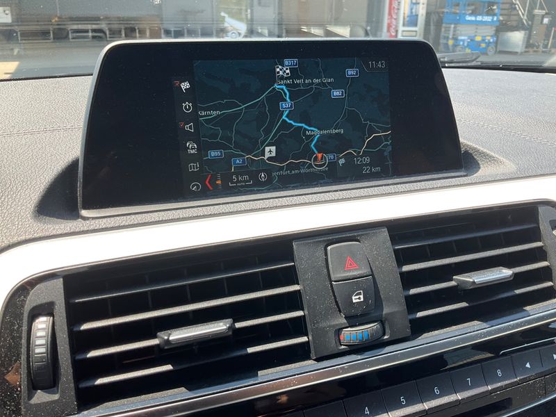 BMW 1er 116d Urban Line 2018 – снимка 29