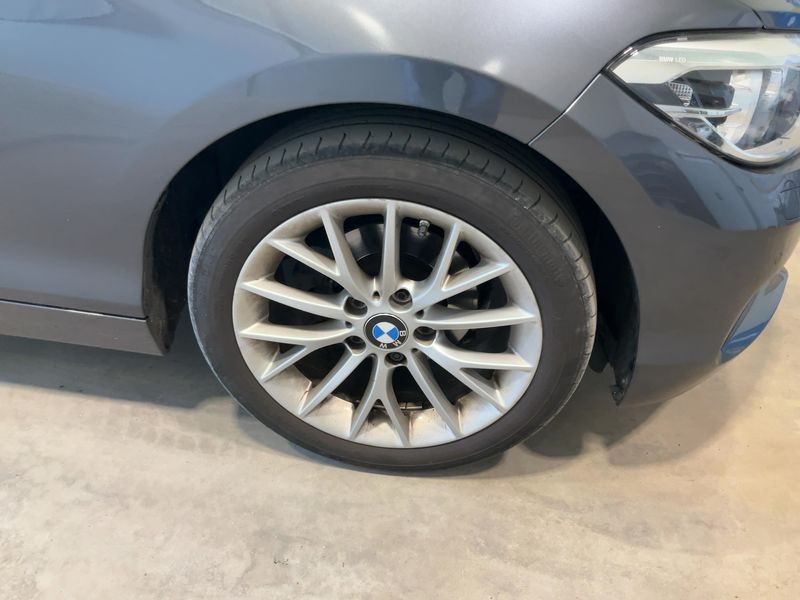 BMW 1er 116d Urban Line 2018 – снимка 11