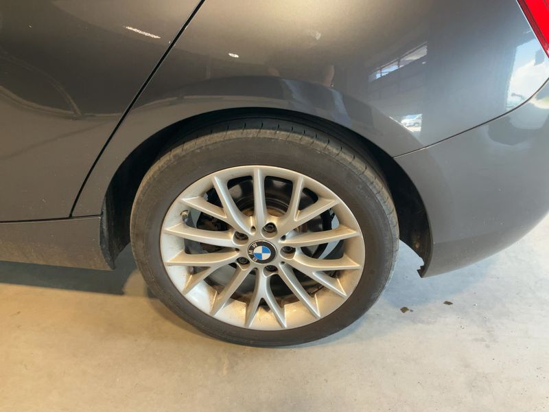 BMW 1er 116d Urban Line 2018 – снимка 5