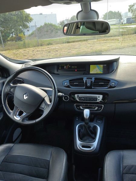 Renault Scenic 1.5 dCi BOSE Edition 2015 – снимка 18