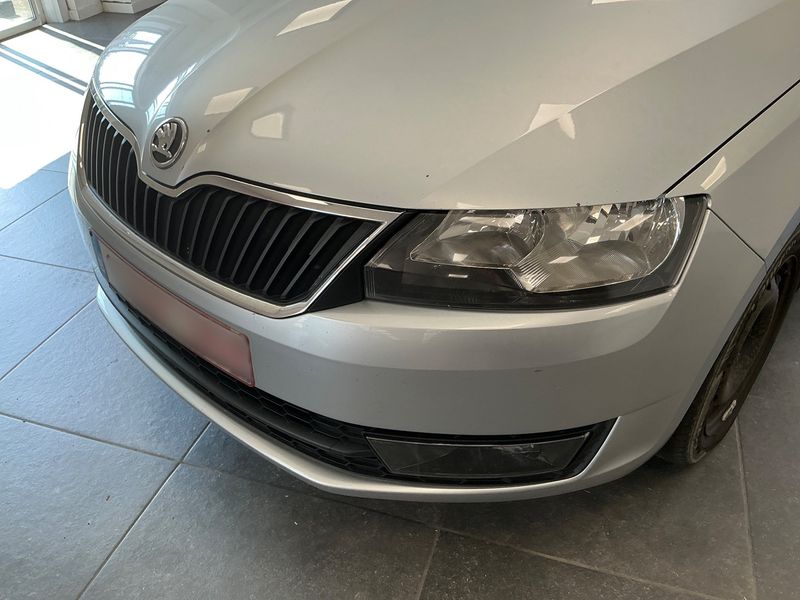 Skoda Rapid Spaceback 1.6 TDI Elegance 2014 – снимка 32