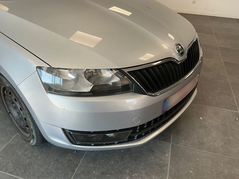Skoda Rapid Spaceback 1.6 TDI Elegance 2014 – снимка 31