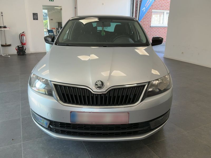 Skoda Rapid Spaceback 1.6 TDI Elegance 2014 – снимка 14