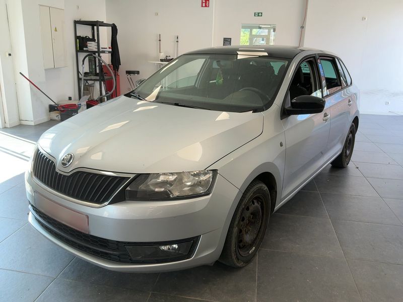 Skoda Rapid Spaceback 1.6 TDI Elegance 2014 – снимка 1