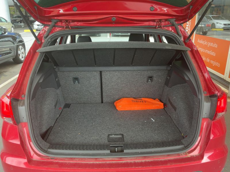 Seat Arona 1.0 TSI FR Edition 2019 – снимка 15