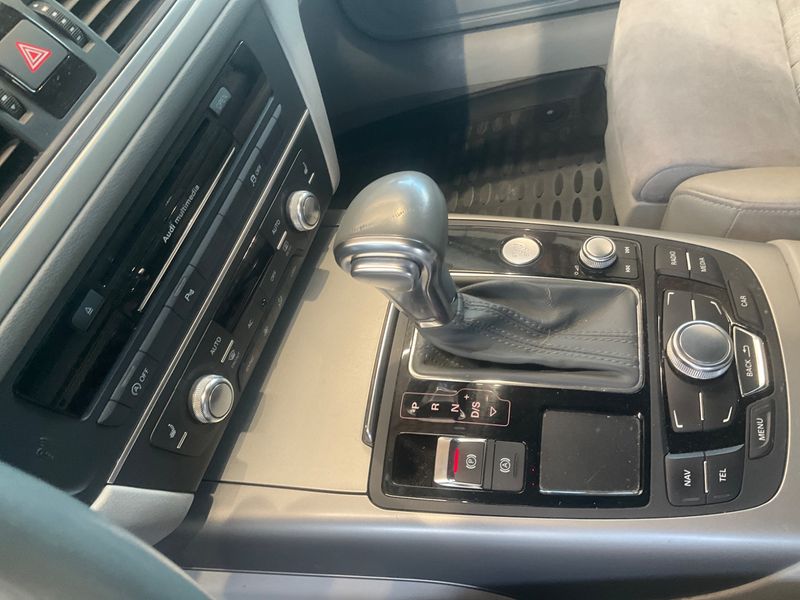 Audi A6 3.0 V6 TDI quattro 2013 – снимка 31