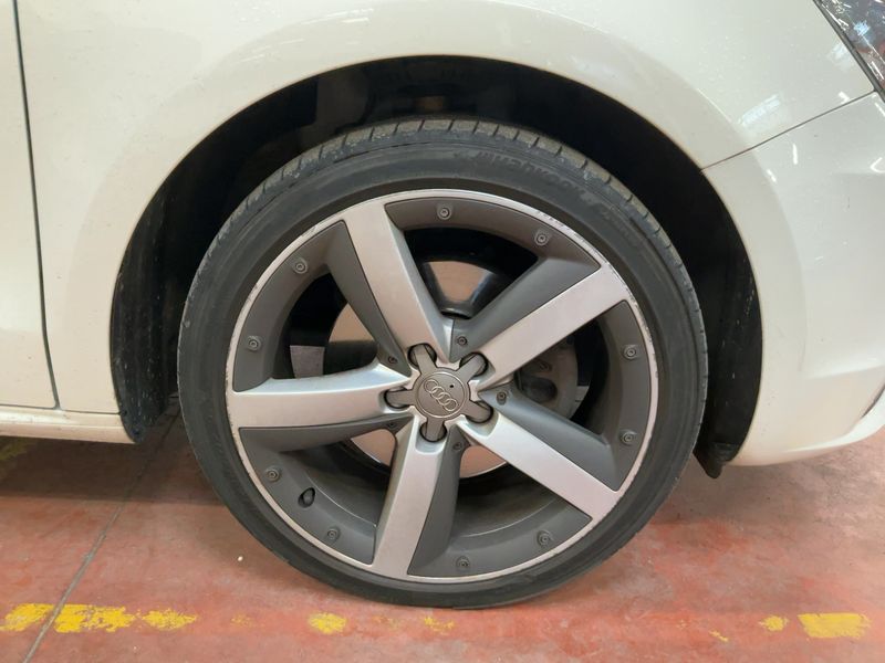 Audi A1 1.4 TFSI Ambition 2013 – снимка 11