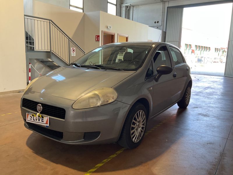 Fiat Grande Punto 1.2 Basis 2012 – снимка 1