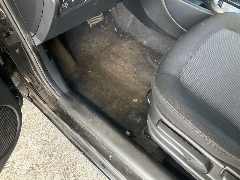Hyundai i20 1.4 Comfort 2014 – снимка 35