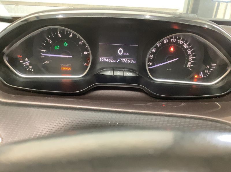 Peugeot 2008 1.6 Active 2013 – снимка 4