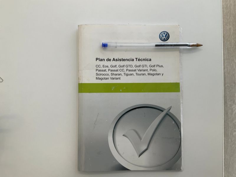 Volkswagen Passat CC 2.0 TDI BlueMotion Tech 2011 – снимка 23