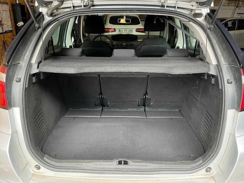 Citroen C4 Picasso 1.6 HDi Attraction 2012 – снимка 11