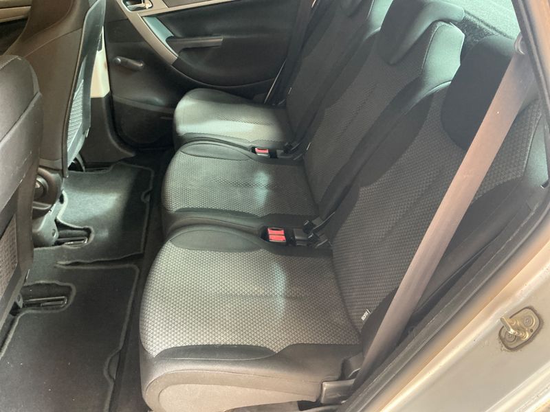 Citroen C4 Picasso 1.6 HDi Attraction 2012 – снимка 8