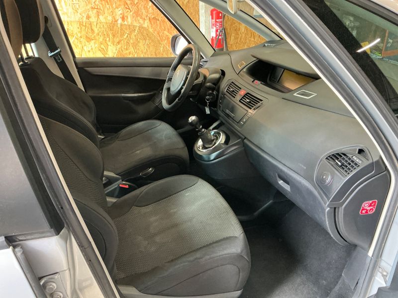 Citroen C4 Picasso 1.6 HDi Attraction 2012 – снимка 3