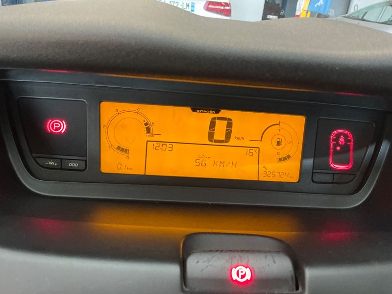 Citroen C4 Picasso 1.6 HDi Attraction 2012 – снимка 4
