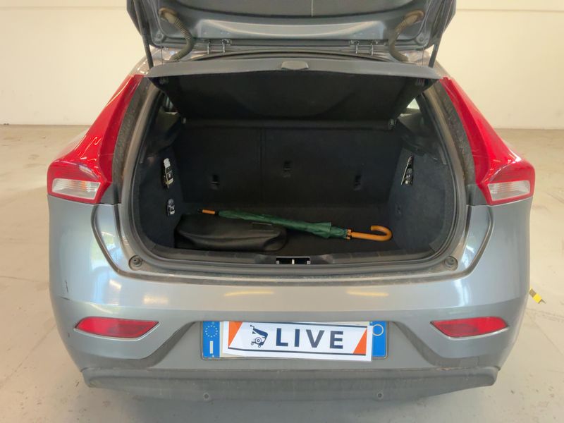 Volvo V40 2.0 D2 Kinetic 2015 – снимка 15