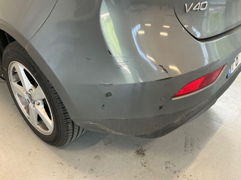 Volvo V40 2.0 D2 Kinetic 2015 – снимка 27