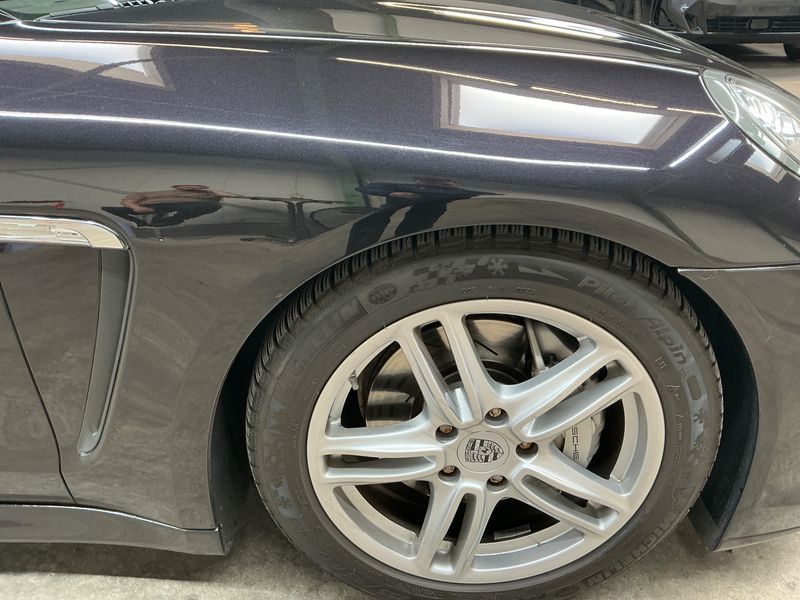 Porsche Panamera 4S 2011 – снимка 22