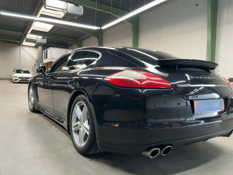 Porsche Panamera 4S 2011 – снимка 6
