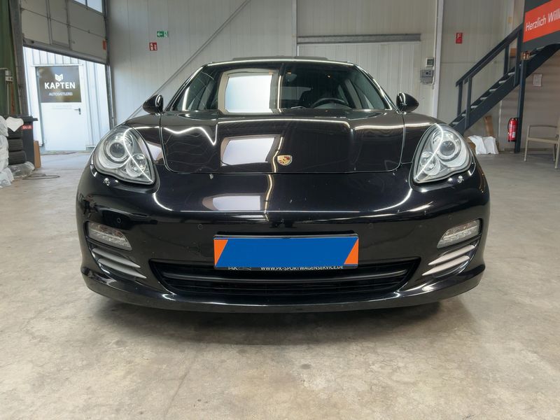 Porsche Panamera 4S 2011 – снимка 14