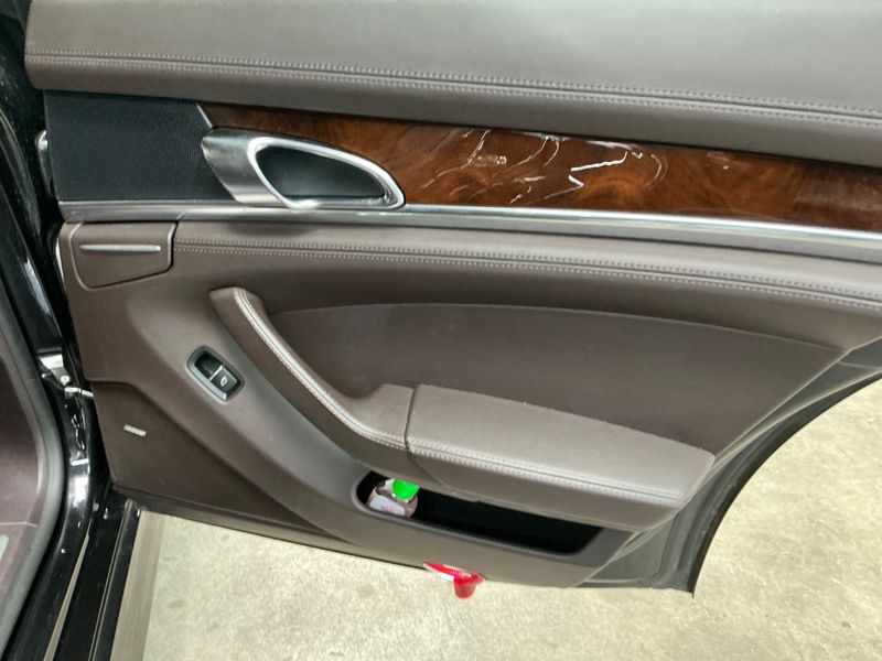 Porsche Panamera 4S 2011 – снимка 40