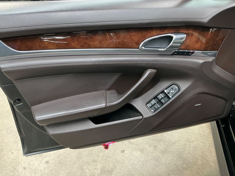 Porsche Panamera 4S 2011 – снимка 36