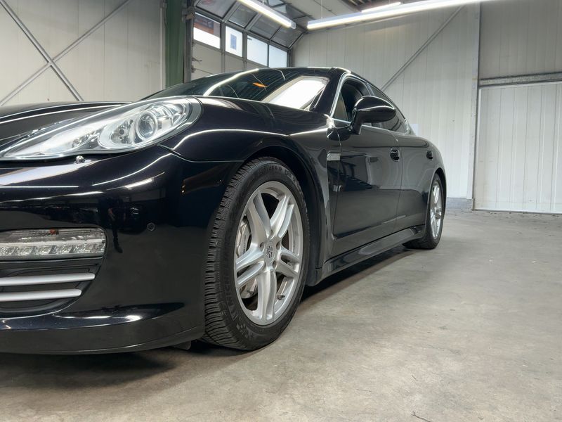 Porsche Panamera 4S 2011 – снимка 2