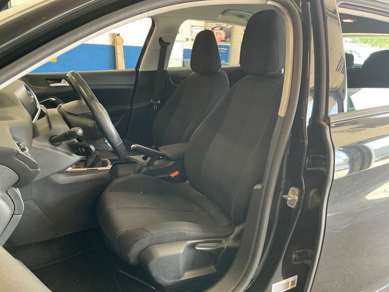 Peugeot 308 1.6 Blue-HDi Business Pack 2016 – снимка 31