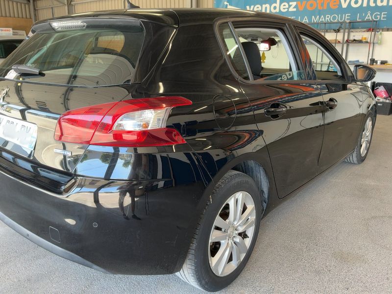 Peugeot 308 1.6 Blue-HDi Business Pack 2016 – снимка 8