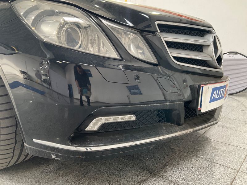 Mercedes-Benz E-Klasse E 350 CGI BlueEfficiency Avantgarde 2009 – снимка 35