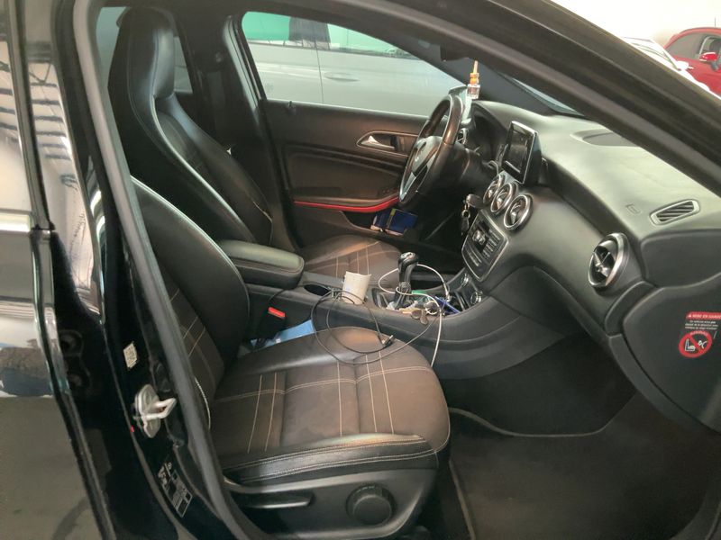 Mercedes-Benz A-Klasse A 180 CDI BlueEfficiency Urban 2013 – снимка 16