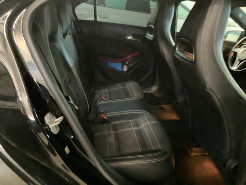 Mercedes-Benz A-Klasse A 180 CDI BlueEfficiency Urban 2013 – снимка 19