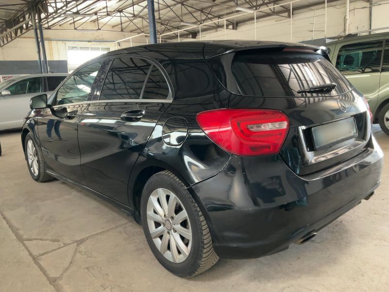 Mercedes-Benz A-Klasse A 180 CDI BlueEfficiency Urban 2013 – снимка 6