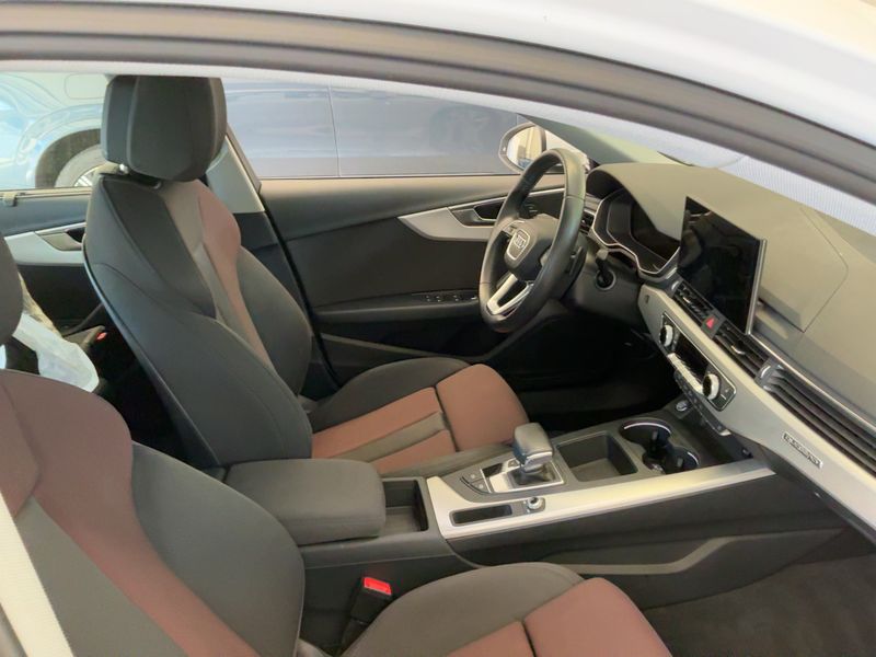Audi A4 45 TFSI Mild-Hybrid quattro S line 2021 – снимка 17