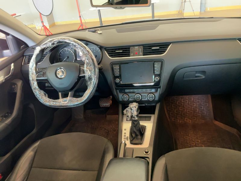 Skoda Octavia 2.0 TDI Style 2015 – снимка 18