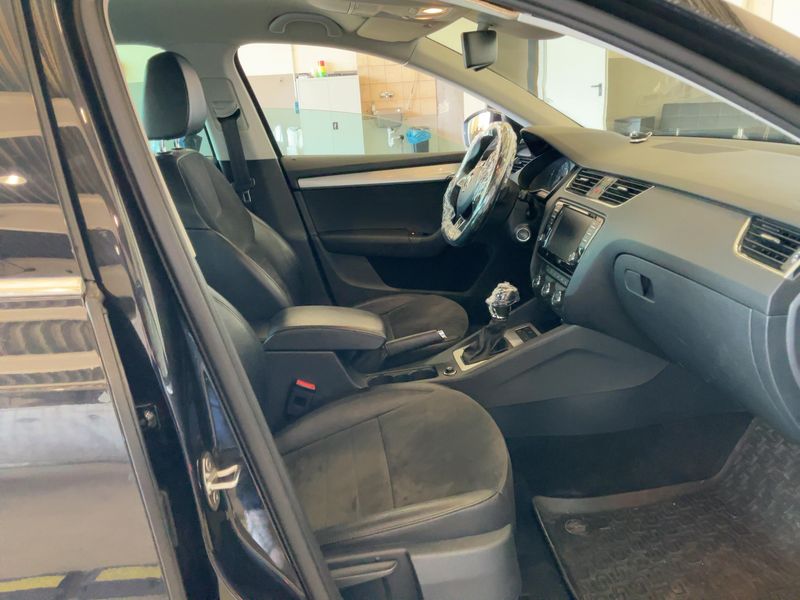 Skoda Octavia 2.0 TDI Style 2015 – снимка 17