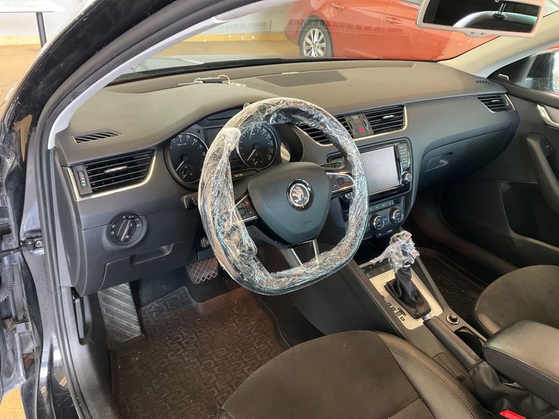 Skoda Octavia 2.0 TDI Style 2015 – снимка 40