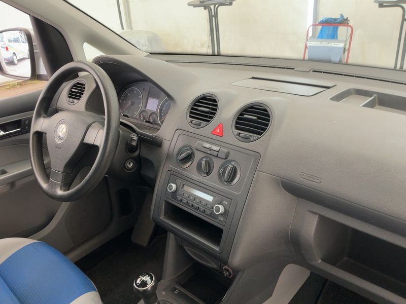 Volkswagen Caddy 1.9 TDI Life 2007 – снимка 17