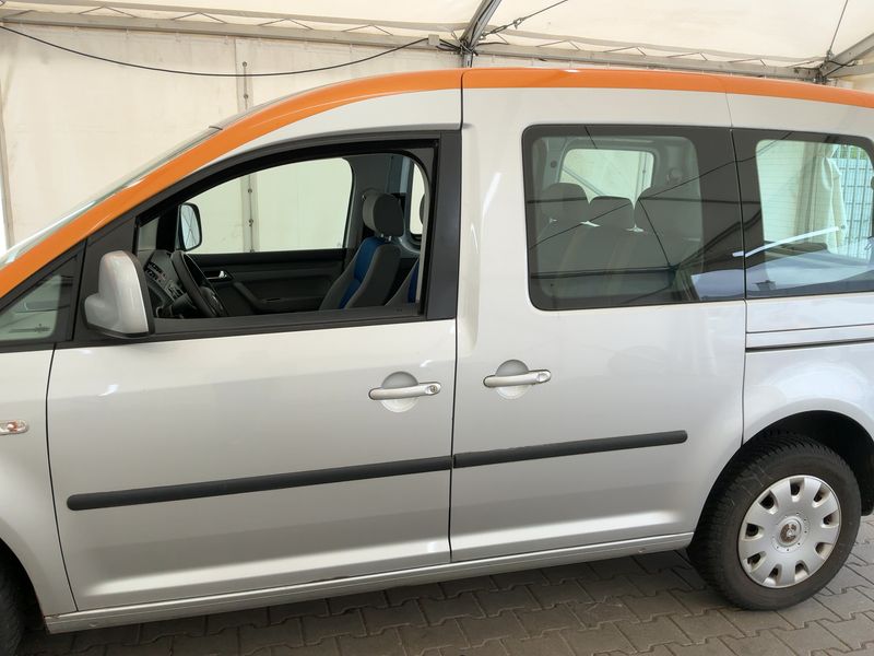 Volkswagen Caddy 1.9 TDI Life 2007 – снимка 4