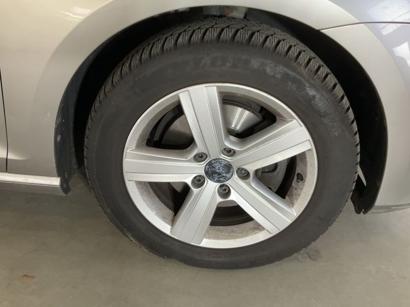 Volkswagen Golf VII 1.6 TDI Comfortline BlueMotion Tech 2013 – снимка 19