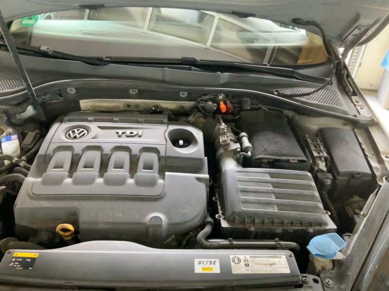 Volkswagen Golf VII 1.6 TDI Comfortline BlueMotion Tech 2013 – снимка 32