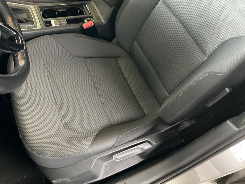 Volkswagen Golf VII 1.6 TDI Comfortline BlueMotion Tech 2013 – снимка на щета 48