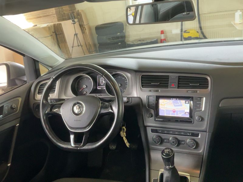 Volkswagen Golf VII 1.6 TDI Comfortline BlueMotion Tech 2013 – снимка 12