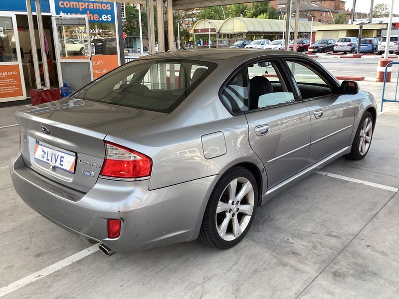Subaru Legacy 2.0 Diesel Limited Plus 2009 – снимка 2